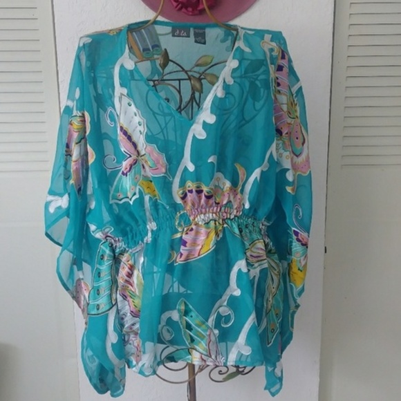 Dots Tops - plus size blouse tunic/blouse 2x dots